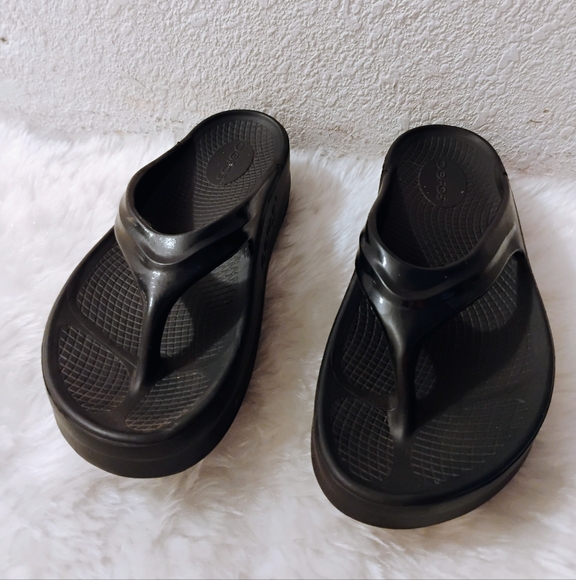 Oofos sandals - Picture 4 of 6